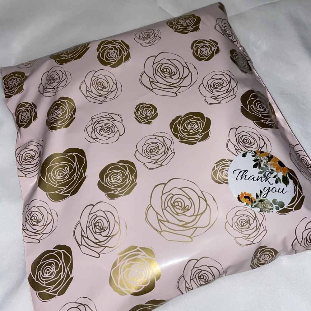 Packaging🌻💛 - Picture 3 of 9